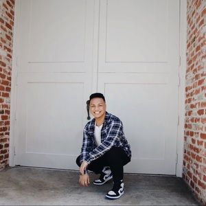 Meet your Posher, Mark anthony